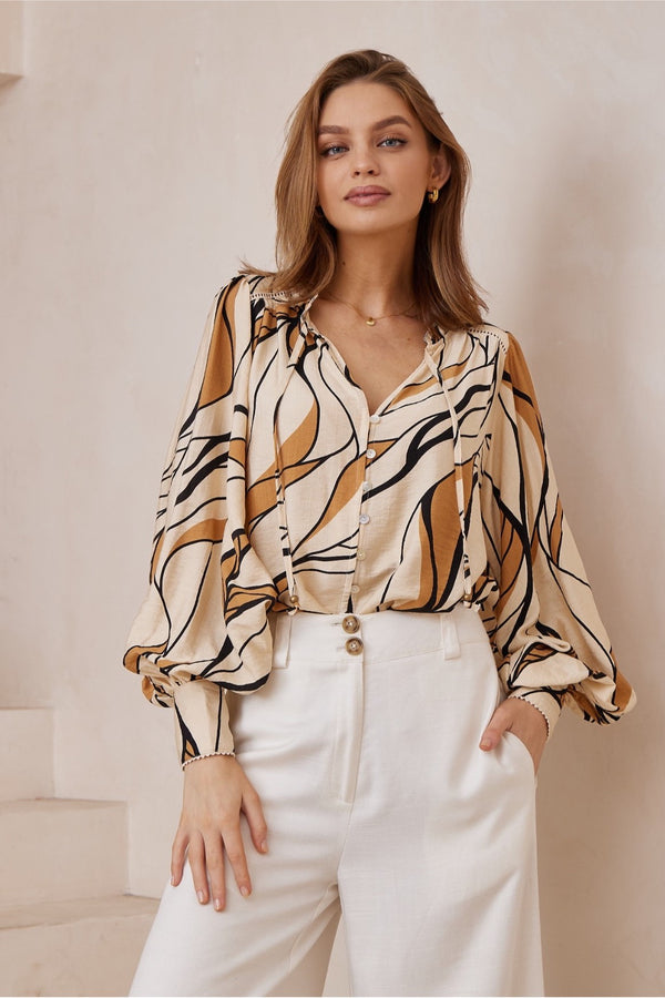 Beige tan pattern sleeved top