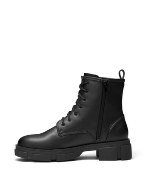 Nadia Black boots