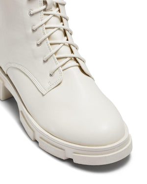 Nadia White boots
